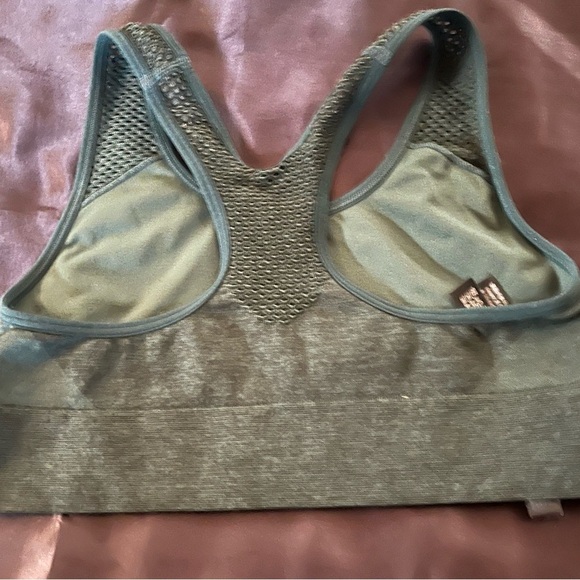 Victoria’s Secret PINK Sport Bra Size XS - Picture 3 of 5